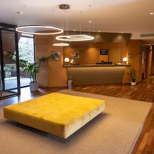 https://hesperia-chalet-del-golf.catalonia-hotels.com